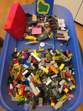 MEGA bloks 3lbs small assorted building pieces, bag #1